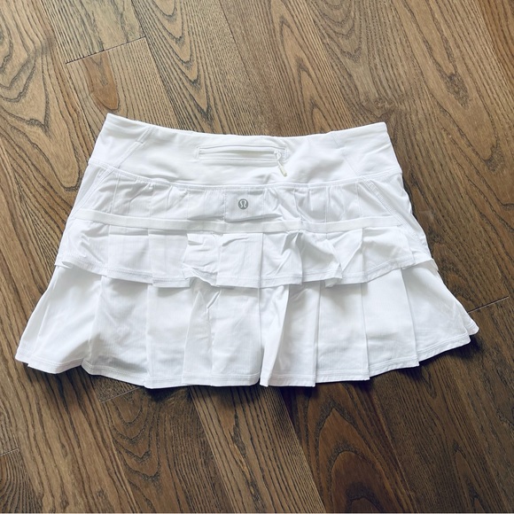 Lulu Run Pace Setter Skirt - Picture 2 of 5